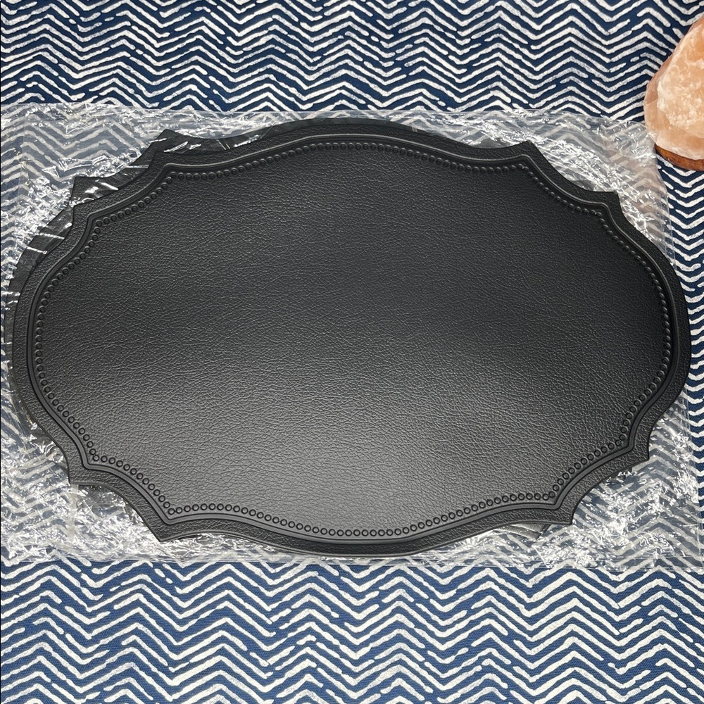 Source Unknown Black Decorative Placemat 12x17